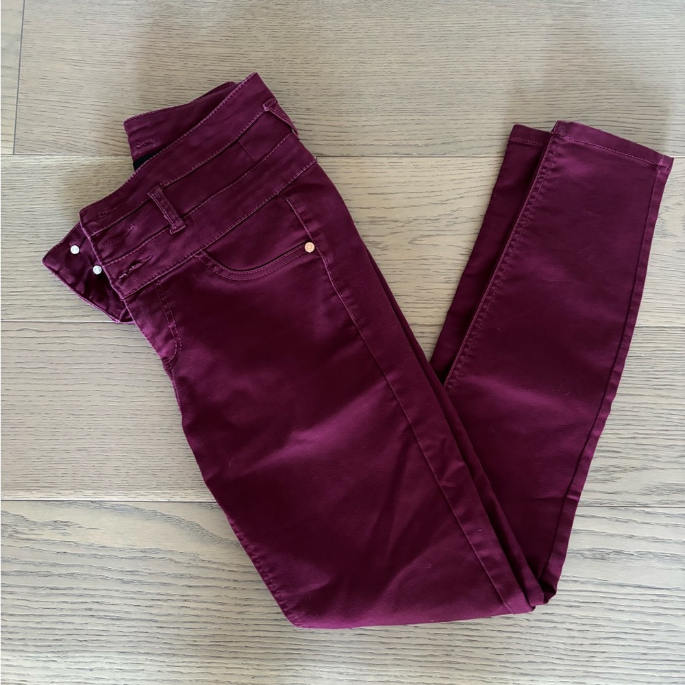 Refuge Women's High Rise Jeans in Burgundy